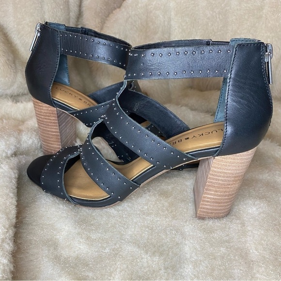𝅺lucky Brand Heels - Picture 1 of 9